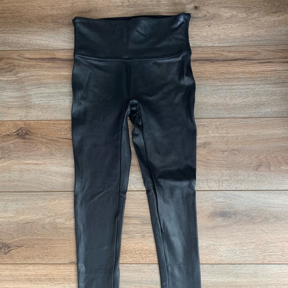 Spanx Faux leather leggings. Size small petite.